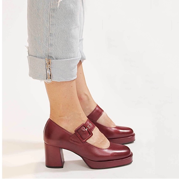 Miz Mooz Shoes - Miz Mooz Vintage Inspired Leather Red Chunky Block Peonie Heel Size 41